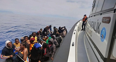 YUNANİSTAN’IN ÖLÜME İTTİĞİ 46 GÖÇMEN KURTARILDI