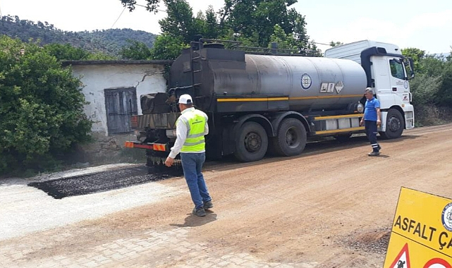 40 MAHALLEDE YOL ÇALIŞMASI