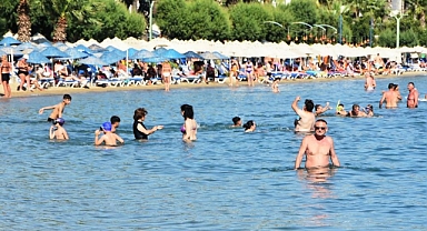 BODRUM’A 60 SAATTE 60 BİN ARAÇ GİRİŞ YAPTI