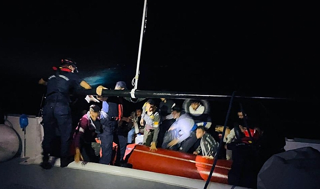 DATÇA’DA 18 DÜZENSİZ GÖÇMEN KURTARILDI