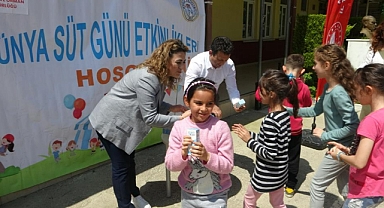 DÜNYA SÜT GÜNÜNDE ÖĞRENCİLERE SÜT DAĞITILDI
