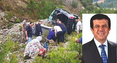 ESKİ BAKAN ZEYBEKCİ KAZA YAPTI