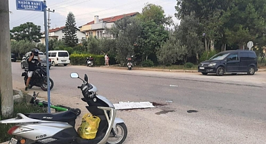 FETHİYE’DE MİNİBÜS, MOTOSİKLETE ÇARPTI 1 KİŞİ ÖLDÜ