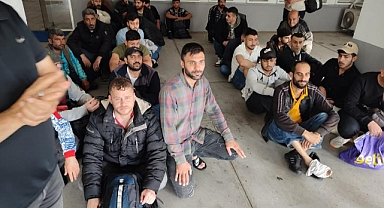 GÖÇMEN KAÇAKÇILARINA AĞIR DARBE