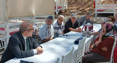 HUZUREVİNDEKİ BABALAR UNUTULMADI