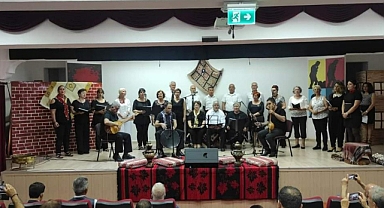 KÖYCEĞİZ’DE TÜRK HALK MÜZİĞİ KOROSU MEST ETTİ