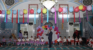 MUĞLA’DA 4-6 YAŞ 10. YIL ETKİNLİĞİ RENKLİ GÖRÜNTÜLERE SAHNE OLDU