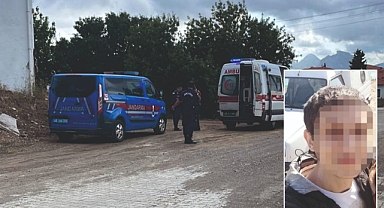 ÖNCE BOĞAZINI KESTİ, SONRA 8 BIÇAK DARBESİ VURDU