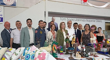 ORTACA’DA KURSİYERLERİN YILSONU SERGİSİ