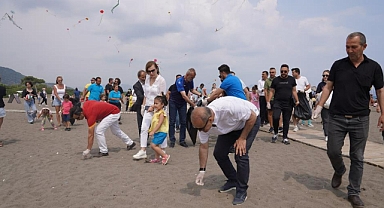 ORTACA SARIGERME’DE ‘ÇEVRE GÜNÜ’ TEMİZLİĞİ