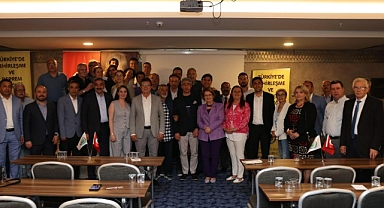 ŞEHİRLEŞME VE DEPREM MARMARİS’TE KONUŞULDU