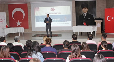 ULUSAL STAJ PROGRAMI ORYANTASYON EĞİTİMİ DÜZENLENDİ