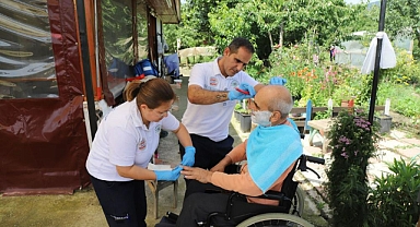 YAŞLILARIN BAYRAM BAKIMI BÜYÜKŞEHİR’DEN