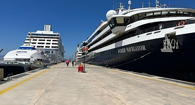 BODRUM'A ÜÇ GEMİ İLE 941 YABANCI TURİST GELDİ