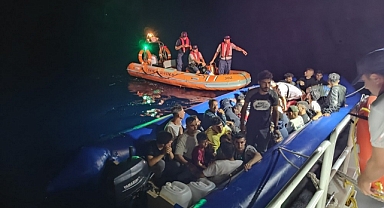BODRUM'DA 64 DÜZENSİZ GÖÇMEN KARAYA ÇIKARILDI