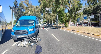 GÖKOVA IŞIKLARDA KAZA 1 AĞIR YARALI