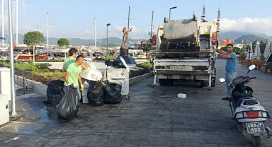 MARMARİS'TE BAYRAM TATİLİ BOYUNCA 3 BİN 192 TON ATIK TOPLANDI