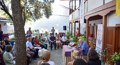 İLBER ORTAYLI, MSKÜ'DE KLASİK DİLLER YAZ KURSUNA KATILDI