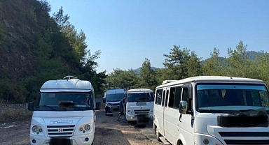 MARMARİS’TE TUR MİNİBÜSLERİNE YAPILAN DENETİMDE SÜRÜCÜ ALKOLLÜ ÇIKTI