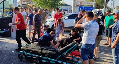 OTOMOBİLLE ÇARPIŞAN 15 YAŞINDAKİ MOTOSİKLET SÜRÜCÜSÜ ÇOCUK ÖLDÜ