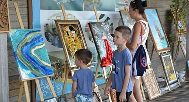 ‘SANATIN IŞIĞINDA TURİZM’ SERGİSİ'NİN AÇILIŞI GERÇEKLEŞTİRİLDİ