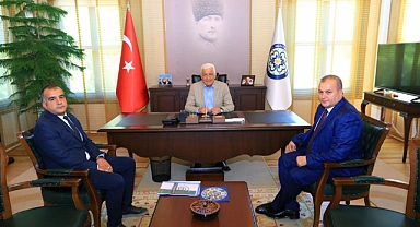 ŞOFÖRLER ODASI’NDAN BAŞKAN GÜRÜN’E ZİYARET