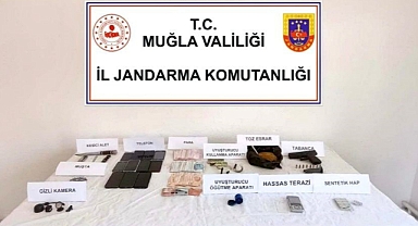 2 AYRI ADRESE OPERASYON 4 ŞÜPHELİ GÖZALTINA ALINDI