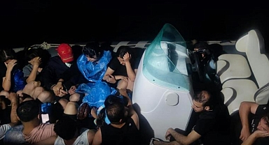 BODRUM'DA 16 DÜZENSİZ GÖÇMEN YAKALANDI