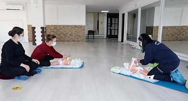 DOĞUMA HAZIRLIK KURSU AÇILDI