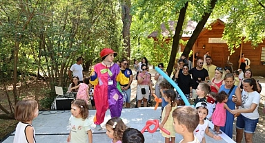 MARMARİS’TE GELENEKSEL ÇOCUK YARDIM ŞENLİĞİNİN İLKİ YAPILDI