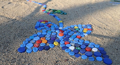 MARMARİS'TE PLASTİK KAPAKLARLA ÇEVRE MESAJI VERİLDİ