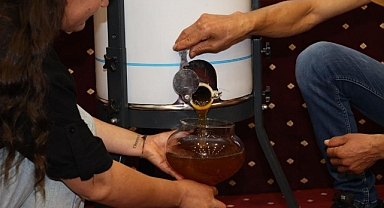 SEZONUN İLK ÇAM BALI 61 BİN TL’YE SATILDI