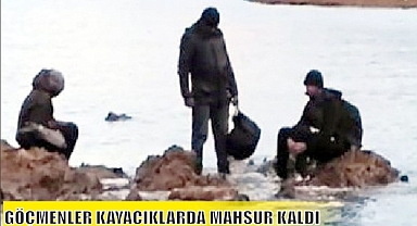 GÖÇMENLER KAYACIKLARDA MAHSUR KALDI