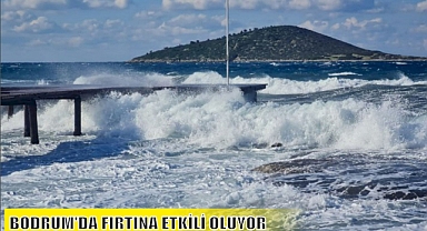 BODRUM’DA FIRTINA ETKİLİ OLUYOR