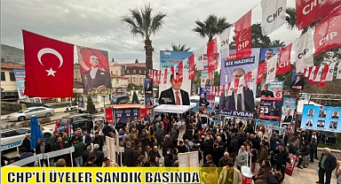 CHP'Lİ ÜYELER SANDIK BAŞINDA