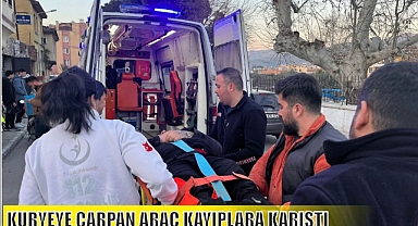 KURYEYE ÇARPAN ARAÇ KAYIPLARA KARIŞTI