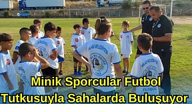 Minik Sporcular Futbol Tutkusuyla Sahalarda Buluşuyor