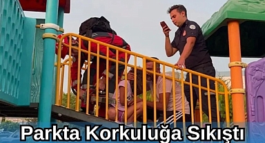 PARKTA KORKULUĞA SIKIŞTI