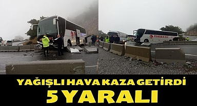 Yağışlı Hava Kaza Getirdi 5 Yaralı