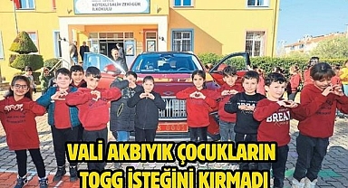 Vali Akbıyık çocukların TOGG isteğini kırmadı
