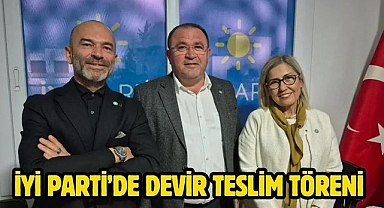 İYİ Parti’de Devir Teslim Töreni 