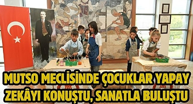 MUTSO MECLİSİNDE ÇOCUKLAR YAPAY ZEKÂYI KONUŞTU, SANATLA BULUŞTU