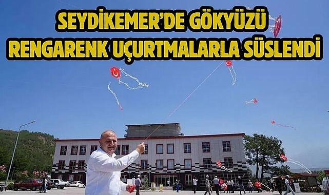 Seydikemer'de Gökyüzü Rengarenk Uçurtmalarla Süslendi