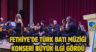 Fethiye’de Türk Batı Müziği Konseri Büyük İlgi Gördü
