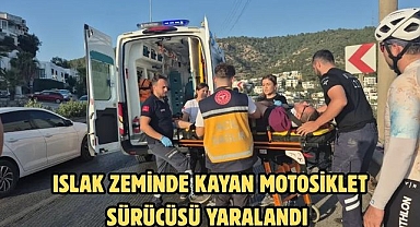 Islak Zeminde Kayan Motosiklet Sürücüsü Yaralandı