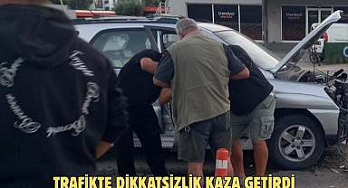 Trafikte Dikkatsizlik Kaza Getirdi