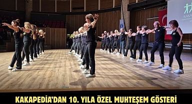 Kakapedia’dan 10. Yıla Özel Muhteşem Gösteri