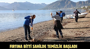 FIRTINA BİTTİ SAHİLDE TEMİZLİK BAŞLADI