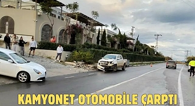 Kamyonet Otomobile Çarptı
