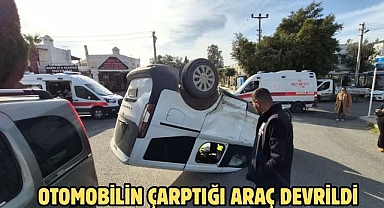 Otomobilin Çarptığı Araç Devrildi